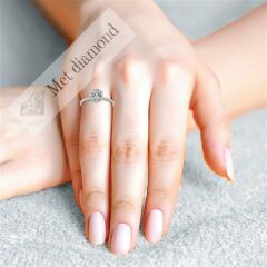 3 karat mozanit taşlı yüzük tifany model