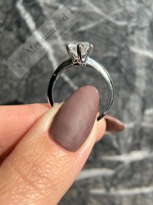 2 karat mozanit taşlı tektaş yüzük mzn112