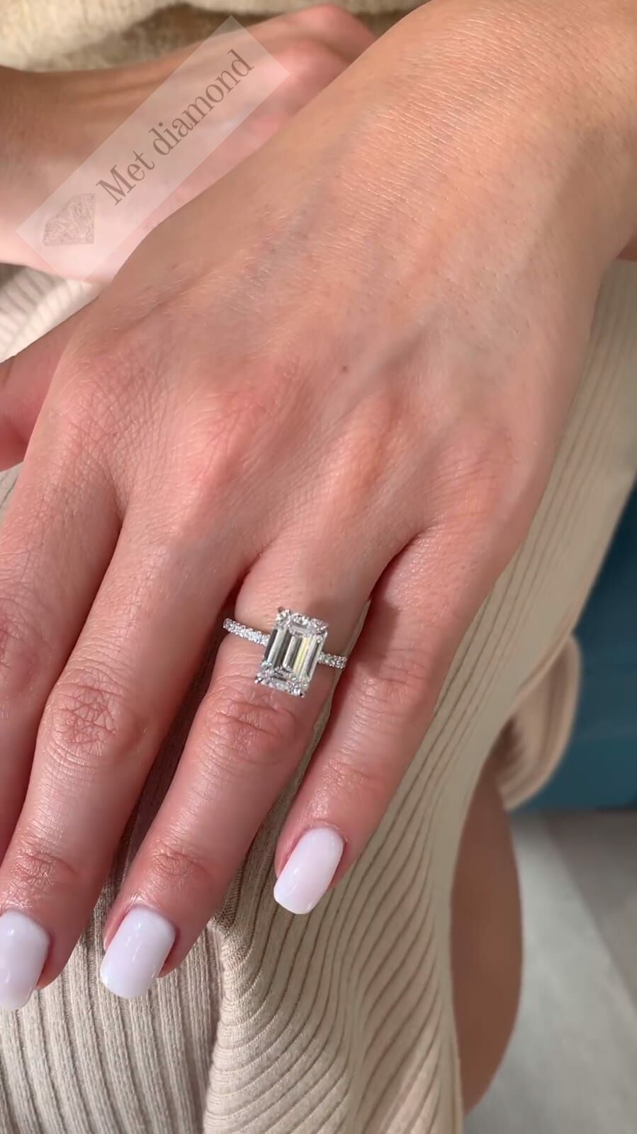 5,30 karat mozanit taşlı yüzük bgt71