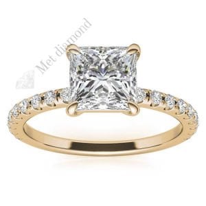 1,30 karat mozanit taşlı  yüzük prenses kesim prs017