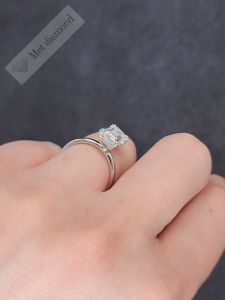 3 karat mozanit taşlı tektaş yüzük bgt82