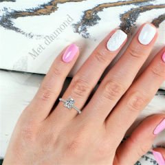 3,30 karat mozanit taşlı yüzük baget kesim