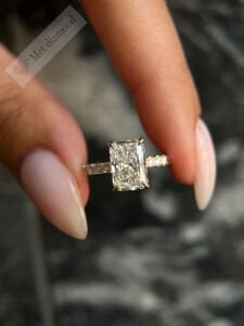 3 karat mozanit taşlı tektaş yüzük raidant baget -bgt76