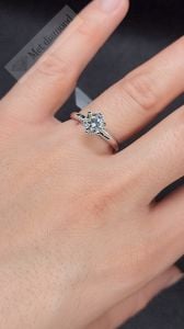 1 karat mozanit taşlı yüzük tıfany model tıf100