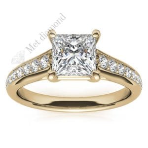 1,50 karat mozanit taşlı yüzük prenses kesim prs028