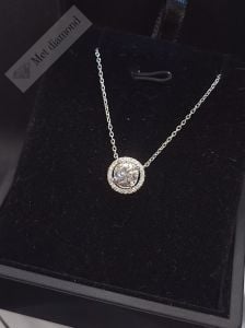 1,20 karat mozanit taşlı oval kesim kolye  - kol018