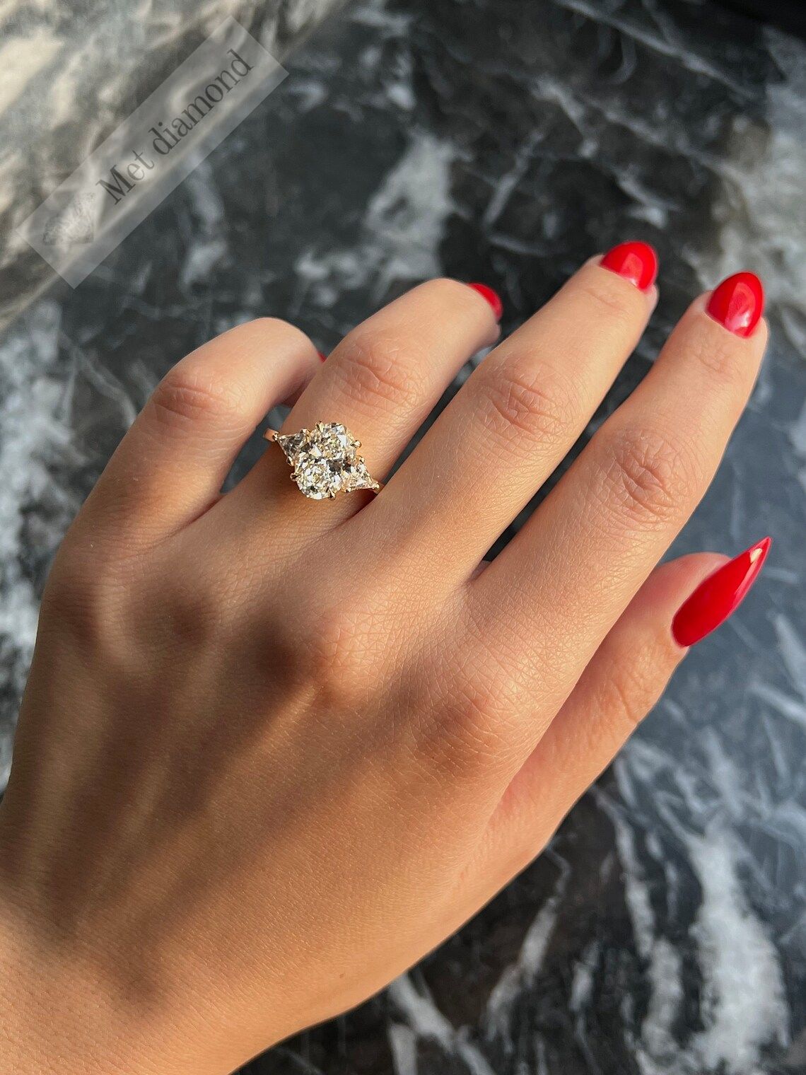 6 karat mozanit taşlı tria yüzük- uc031