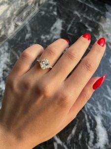 6 karat mozanit taşlı tria yüzük- uc031