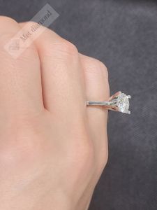 3 karat mozanit taşlı tektaş yüzük V tırnak mzn621