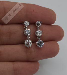 3,20  karat  mozanit taşlı küpe-kup320