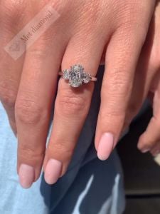 4 karat mozanit taşlı tria yüzük- uc023