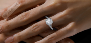 1,50 karat mozanit taşlı yüzük hly076