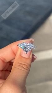 4 Karat mozanit taşlı yüzük tria model uc032