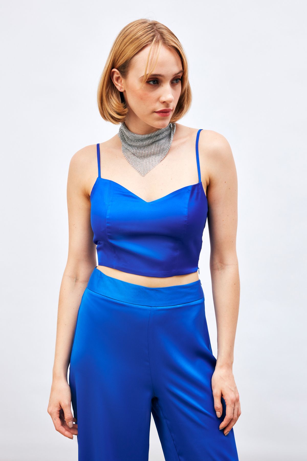 İp Askılı Saten Crop Bluz - SAX MAVİ