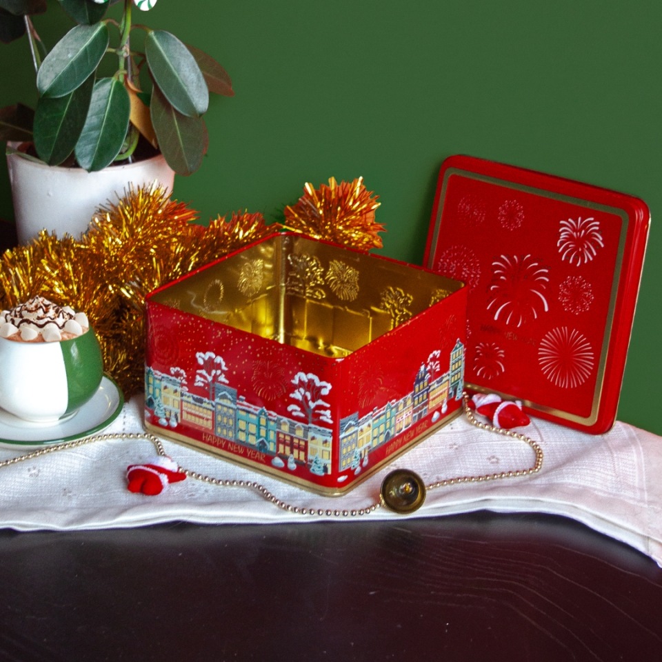 Sarkap Home New Year City Kabartmalı Saklama Kutusu Kırmızı