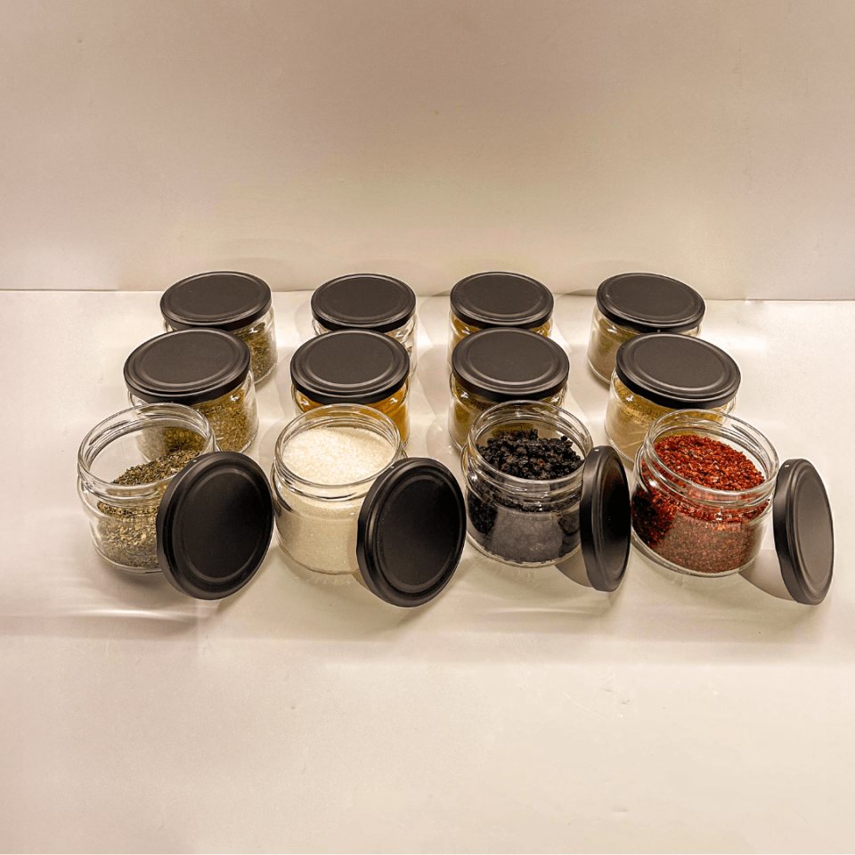 Sarkap Home 12'li 300 ml Mat Siyah Kapaklı Shrinkli Baharatlık Kavanoz