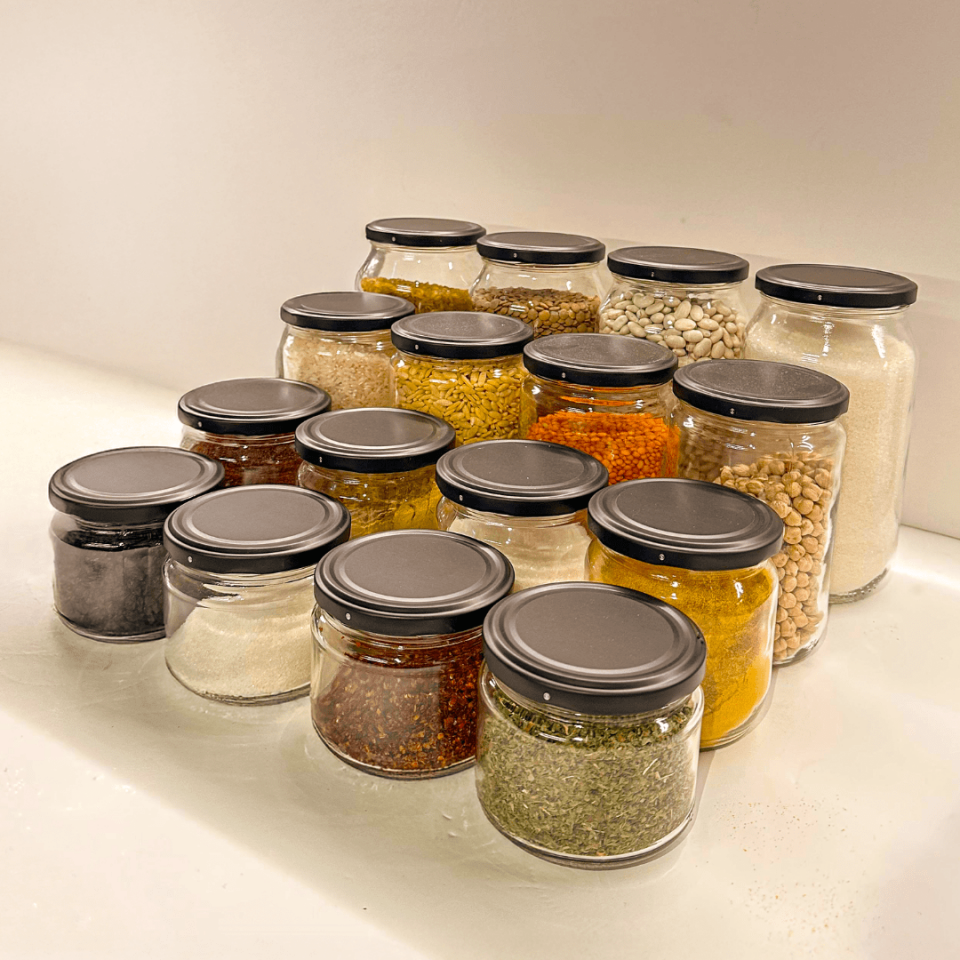 Sarkap Home 12'li 300 ml Mat Siyah Kapaklı Shrinkli Baharatlık Kavanoz