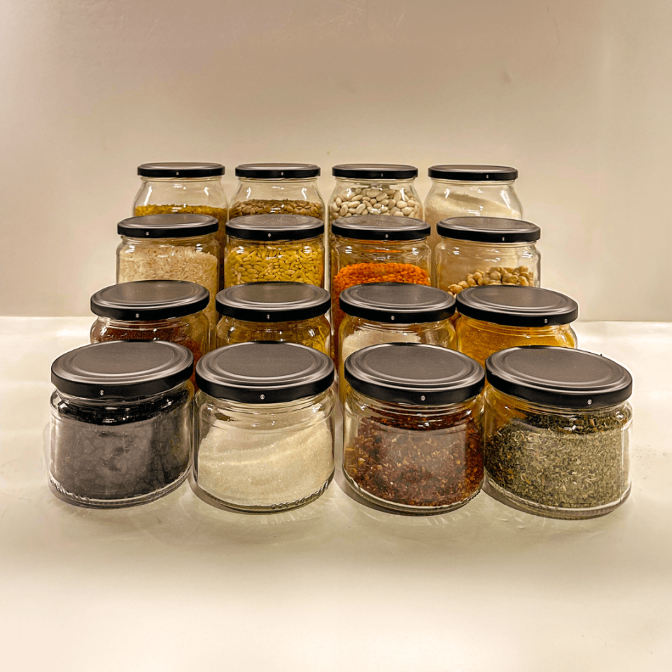 Sarkap Home 12'li 300 ml Mat Siyah Kapaklı Shrinkli Baharatlık Kavanoz