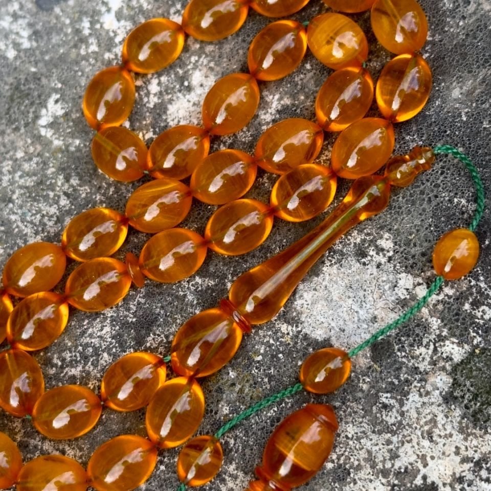 Eski Malzemeden Hareli Usta İşi Sıkma Kehribarı Tesbih