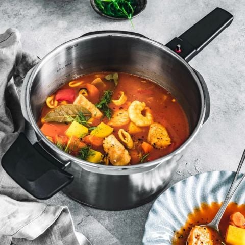 Fissler Vitaquick Glossy Düdüklü Tencere 6 Litre