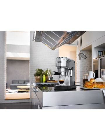 Delonghi Dedica Manuel Esspresso Makinesi EC685.M Gri