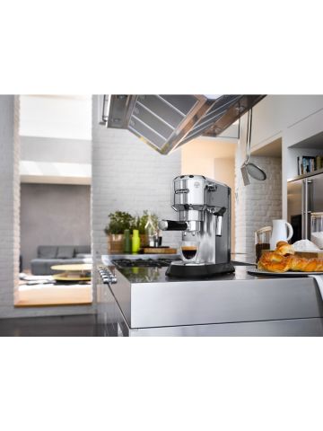Delonghi Dedica Manuel Esspresso Makinesi EC685.M Gri