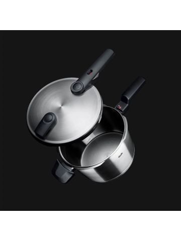 Fissler Vitaquick Premium 4,5 Litre Düdüklü Tencere + Buharda Pişirme Aparatı