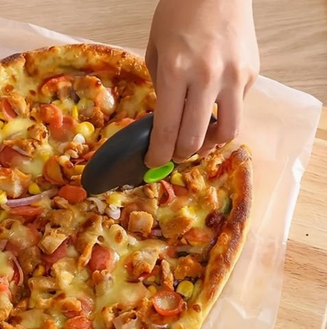 ERATEC Paslanmaz Çelikten Premium Pizza Kesici