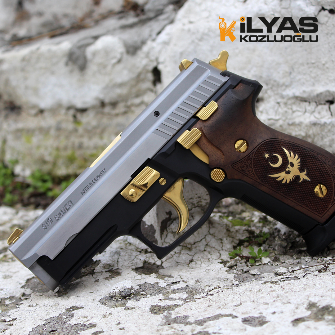 SıgSauer P226 Krom Kaplama & Sarı Parça