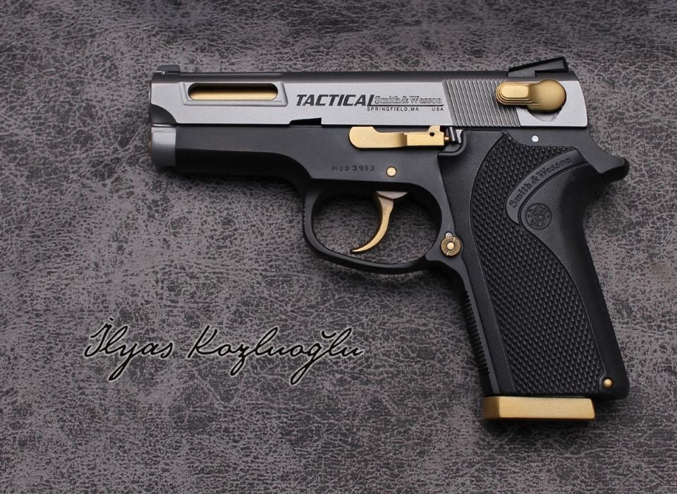 Smith&Wesson 3913 Füme Titanyum Kaplama