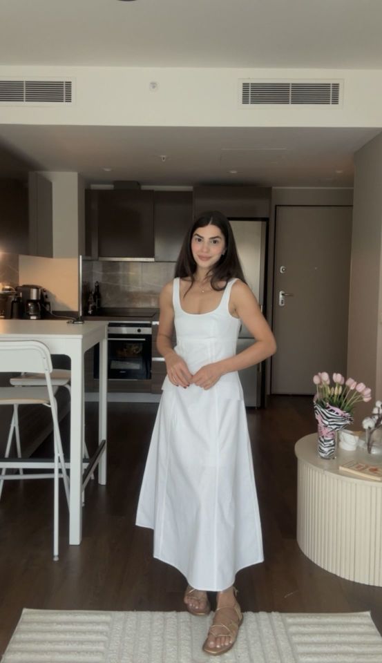 Yeni sezon u yaka prenses beyaz elbise
