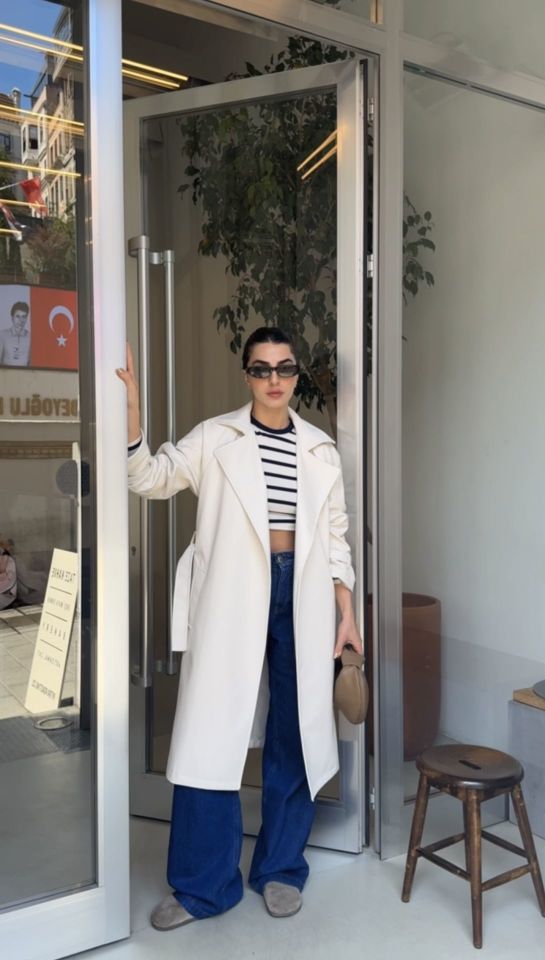 Premıum kalite içi astarlı krem deri trenç