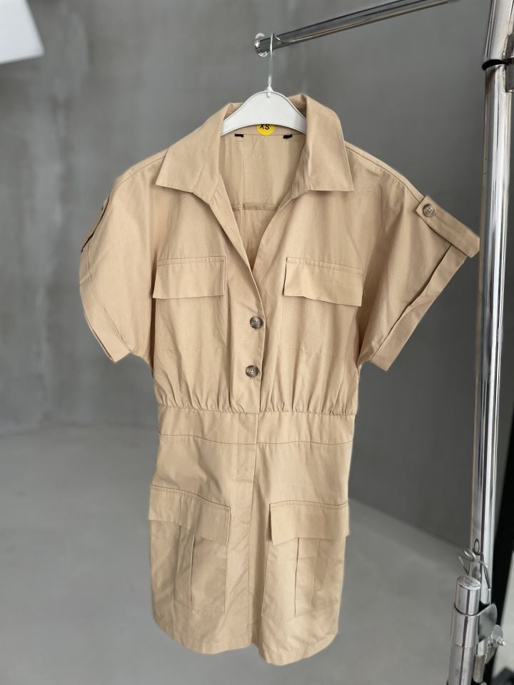 Poplin camel cepli şortlu tulum