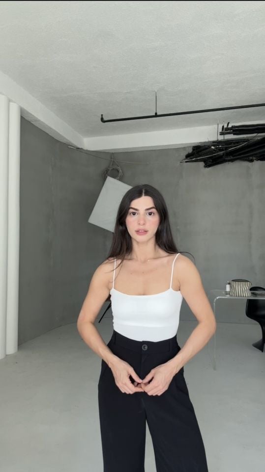 İnce askılı gögüs pad detaylı crop