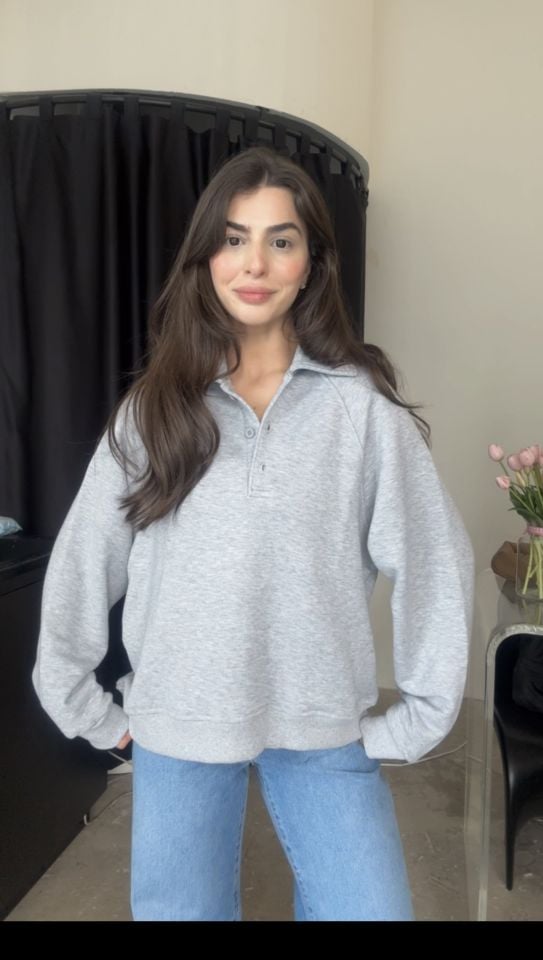 Polo yaka düğmeli gri sweatshirt