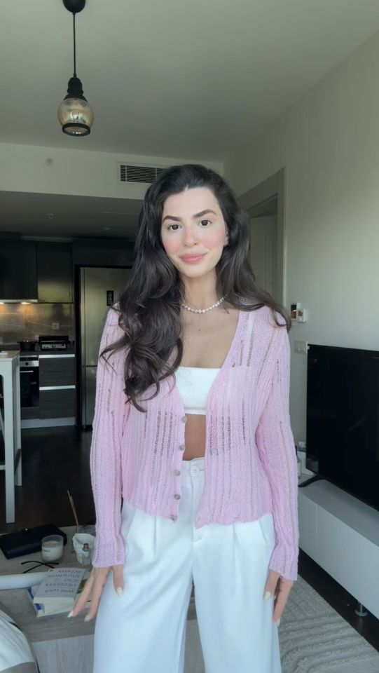 Transparan pembe crop hırka