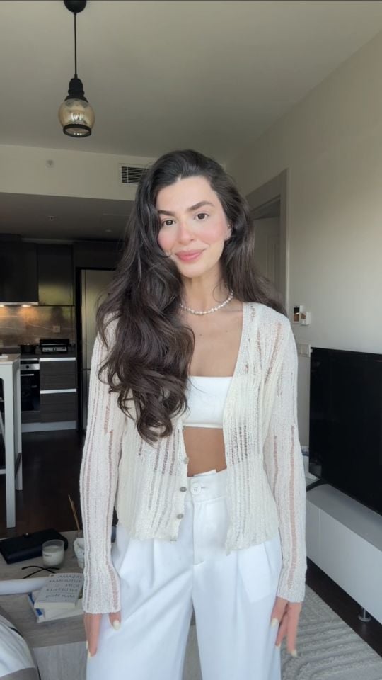 Transparan krem crop hırka