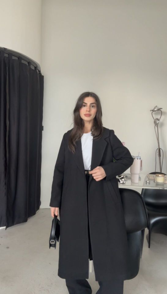 Siyah kaşe kaban