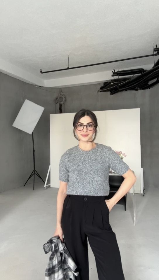 Dilvin gri karışımlı kısa kollu kazak