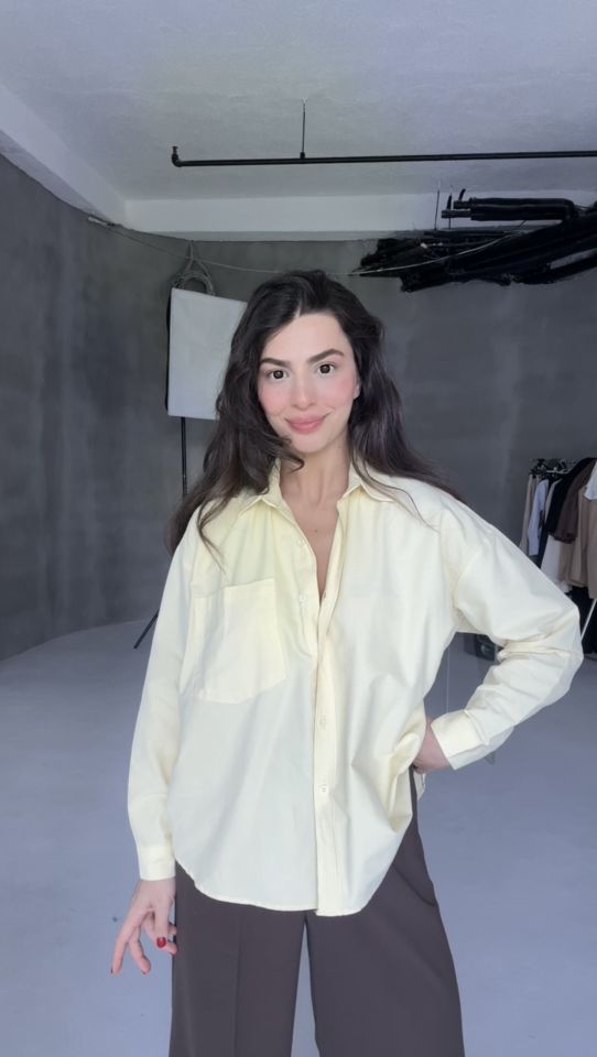 Tereyağ sarısı oversize poplin gömlek