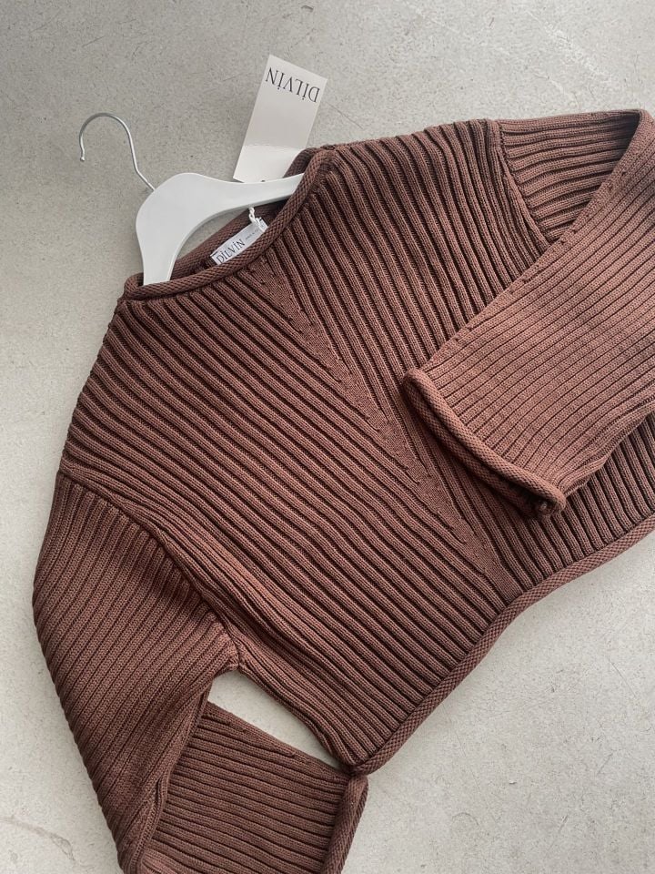 Bisiklet yaka dilvin acı kahve kazak