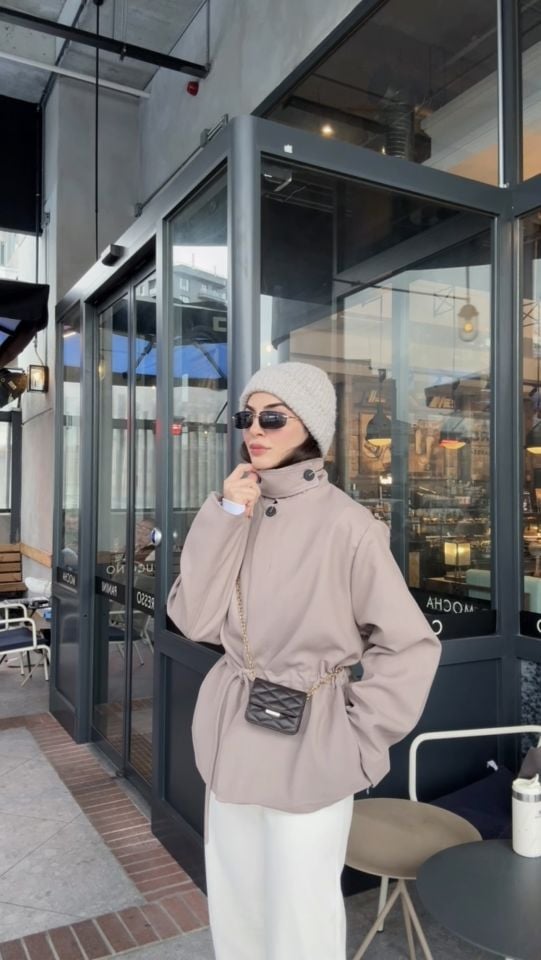 Astarlı ekru ip detaylı kap