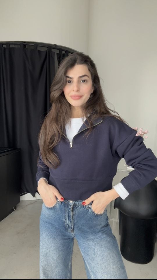 Fermuar detaylı lacivert crop sewatshirt