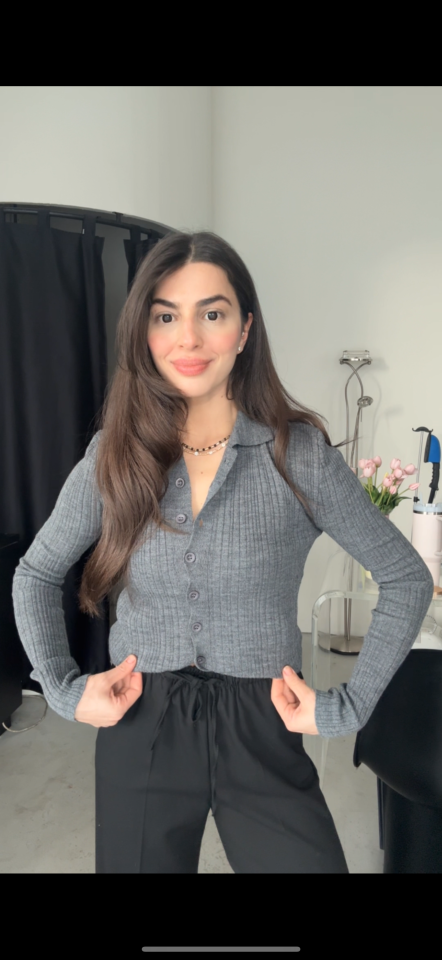 Polo yaka düğmeli füme renk hırka triko