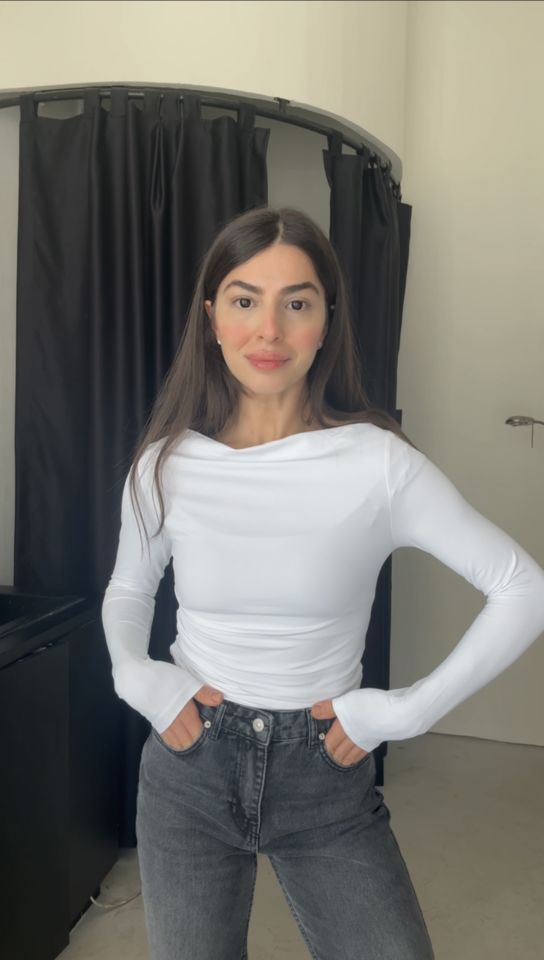 Dilvin marka büzgü detaylı beyaz bluz