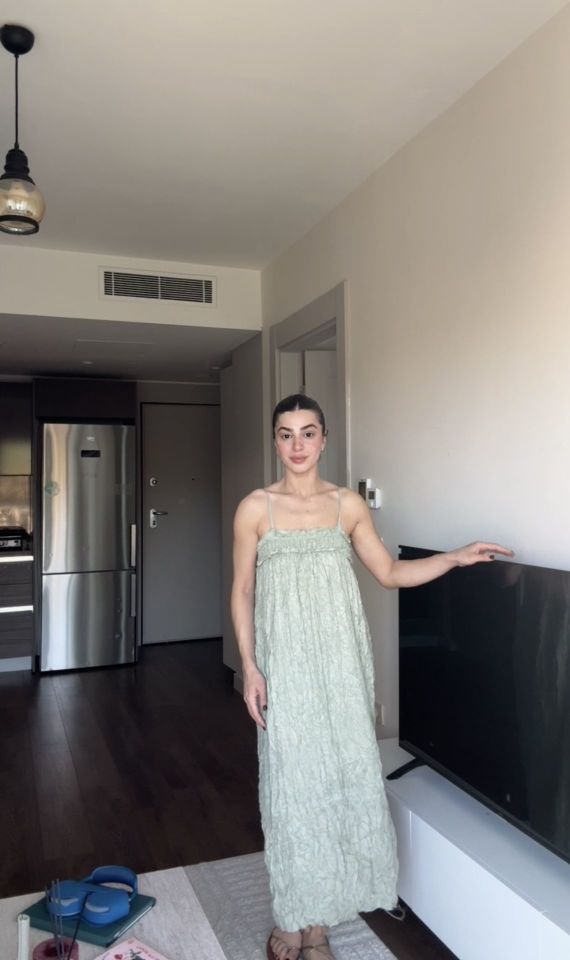 Tatlı yeşil kırışık elbise