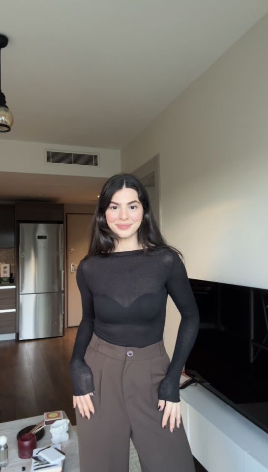 Dilvin siyah kaşmir karışımlı transparan bluz