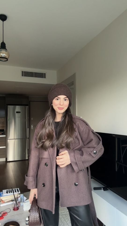 Tatlı kahve kuşaklı astarlı kaban