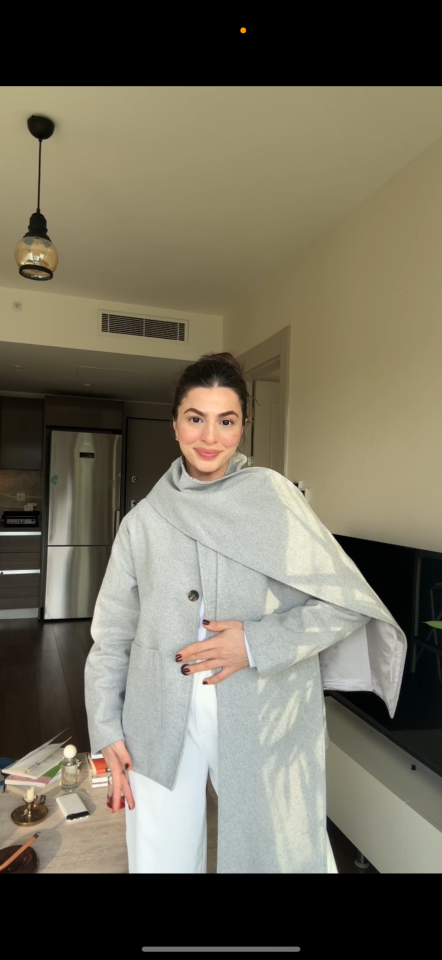 Açık gri astarlı bağımsız şallı ceket