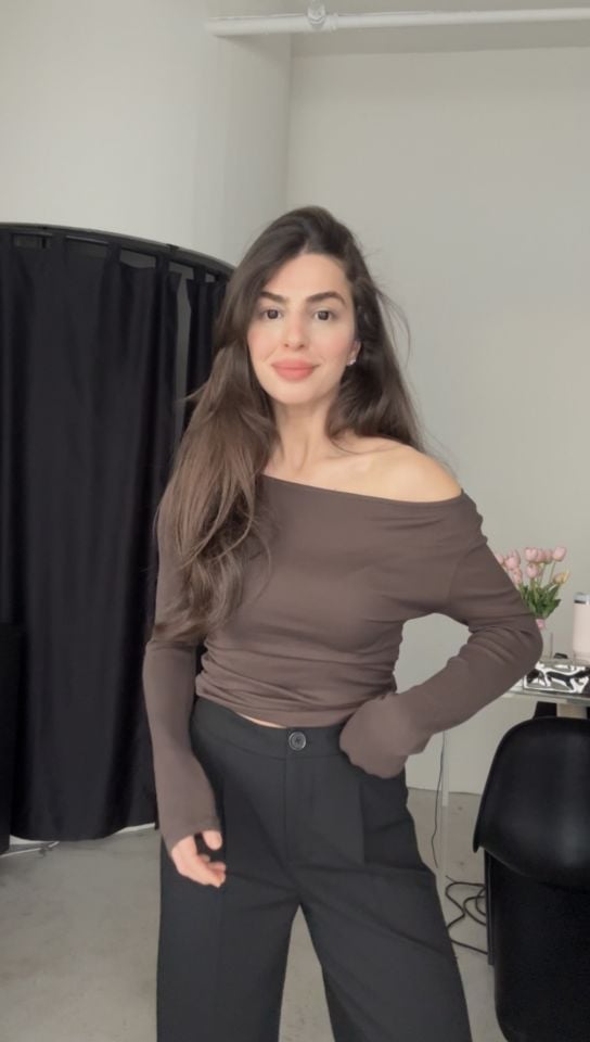 Dilvin yanları büzgülü acı kahve bluz